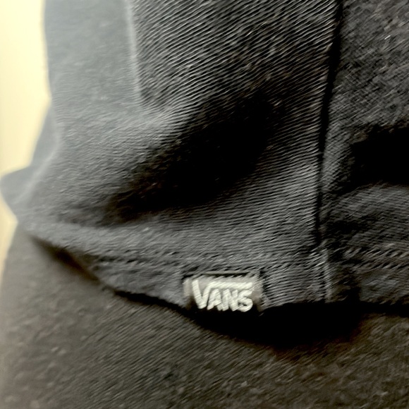 Nwot Vans 3/4 sleeve black top! Can wear off 1 or both shoulders batwing sleeve - Picture 4 of 5